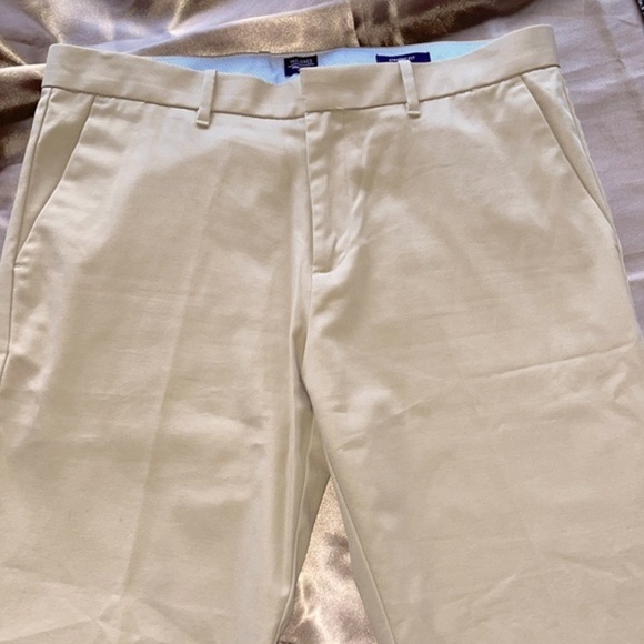 Gap Khakis Tailored Straight Fit Traditional Flat Front Size 34x34 NWOT - Picture 5 of 10